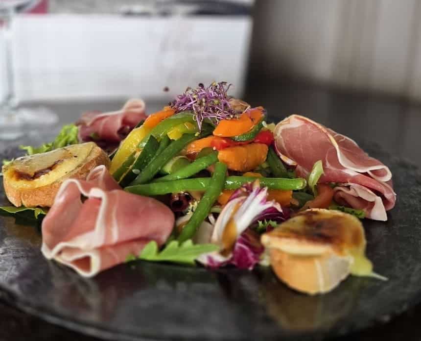 salade de chèvre chaud